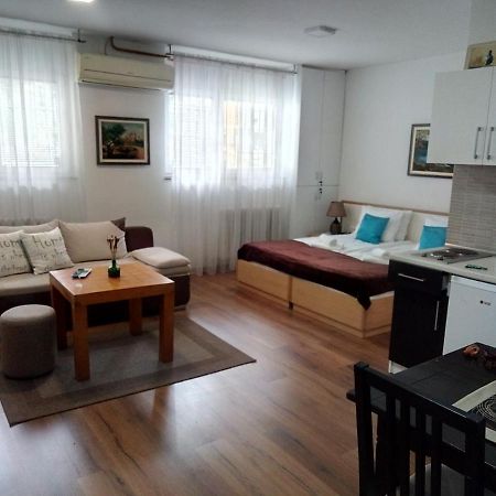 Sweet Dreams Studio Apartment Сараєво Екстер'єр фото